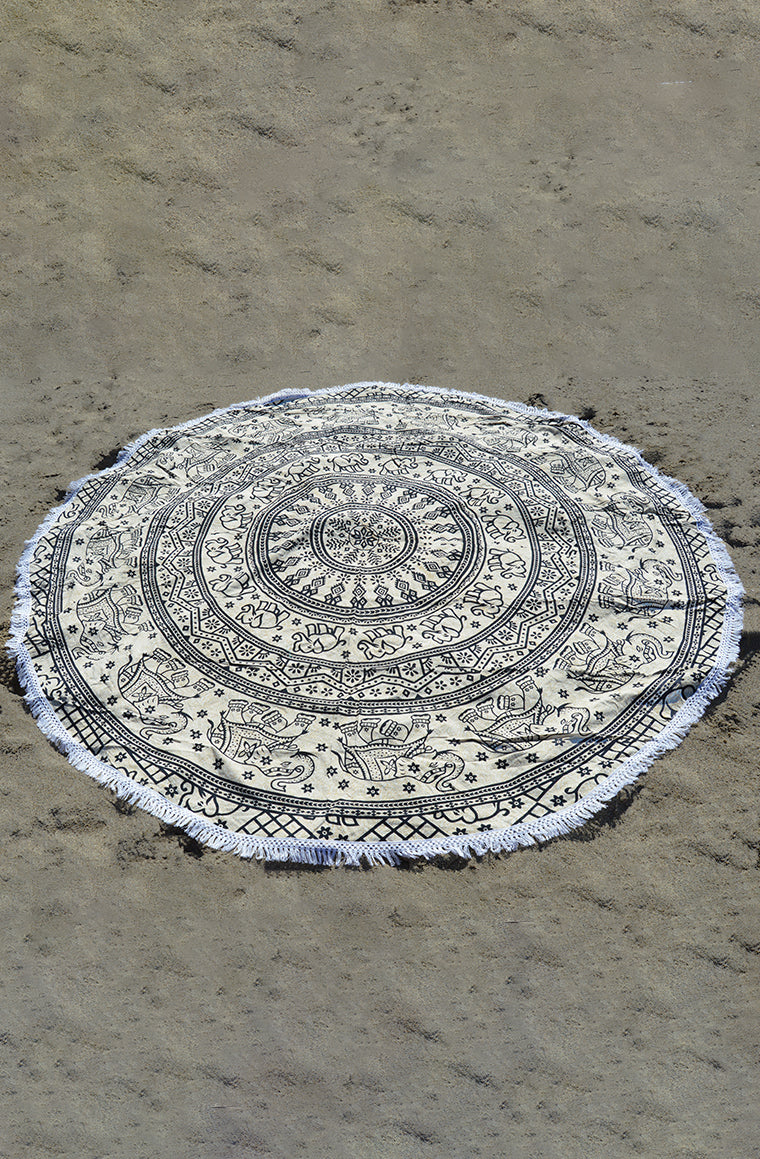 Round Beach Blanket- Ivory Elephant